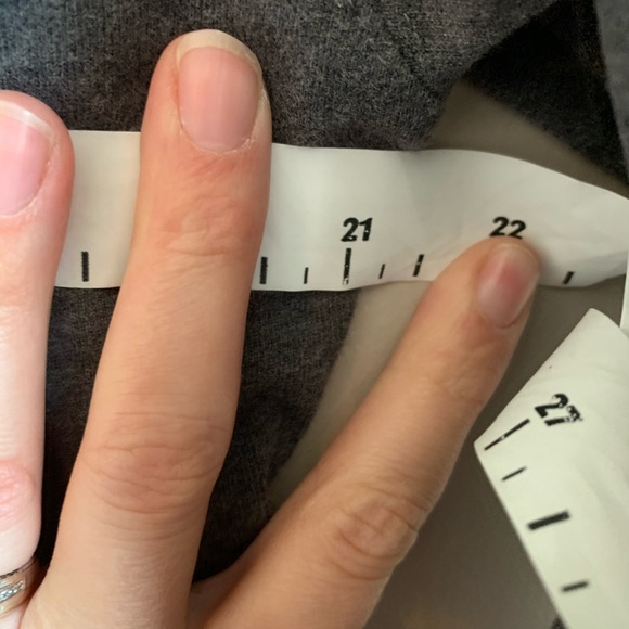 Mens Crew Neck Long sleeve Gray top size medium - Picture 6 of 7